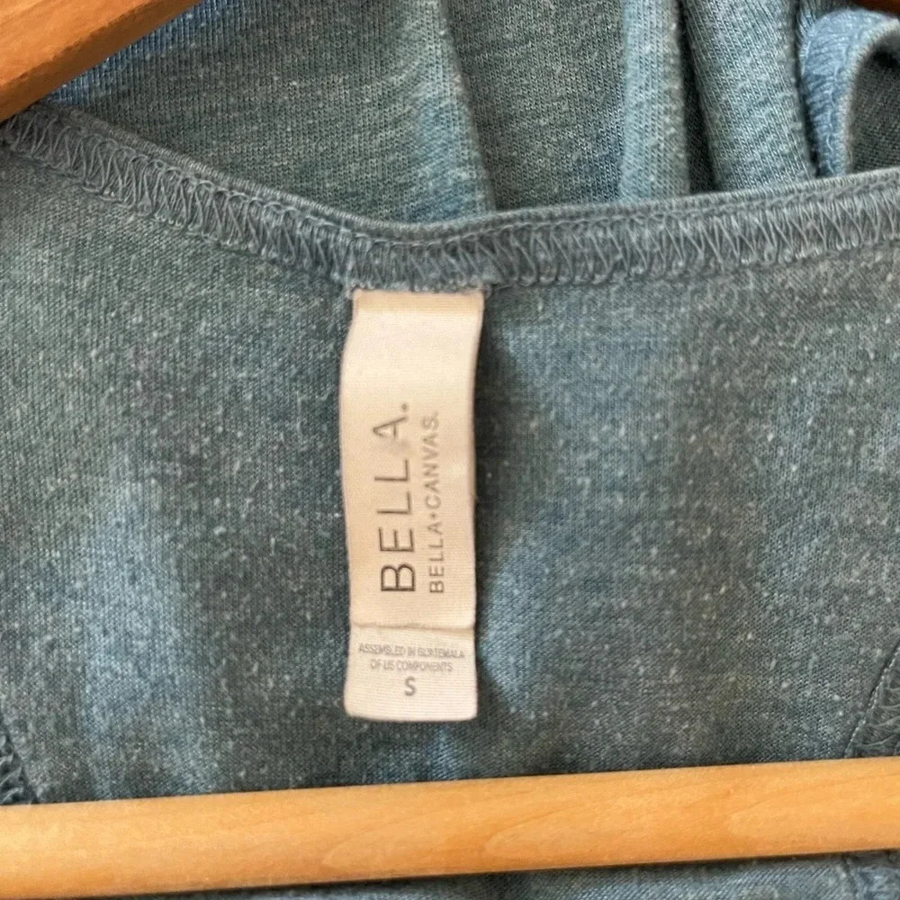 Women’s Magnolia blue racerback tank top Small - Picture 3 of 4